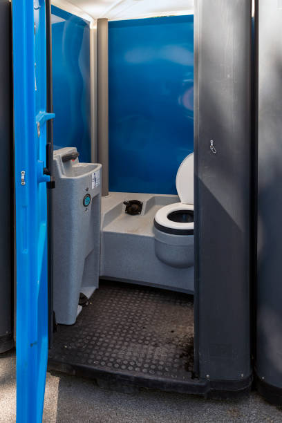 Affordable portable toilet rental in Naugatuck, CT